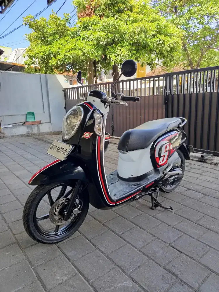 Scoopy 2017  hitam Deva motor