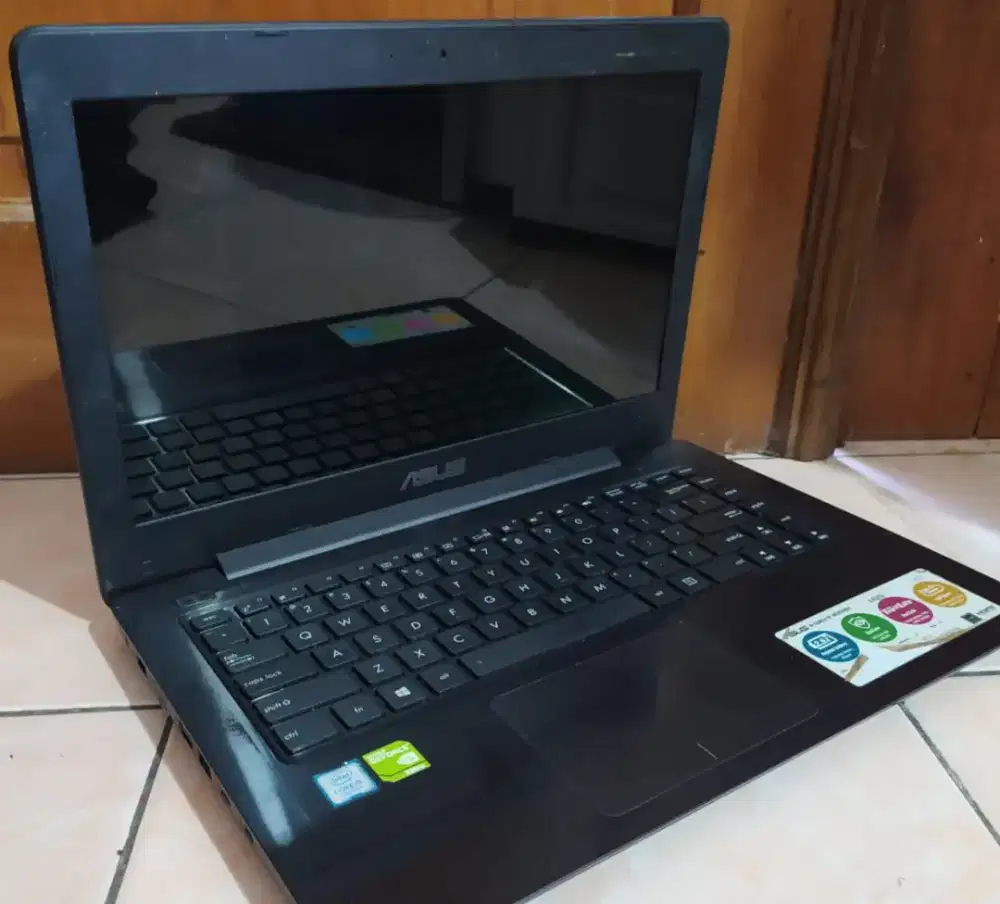 Asus x456u
Core i5 -7200
