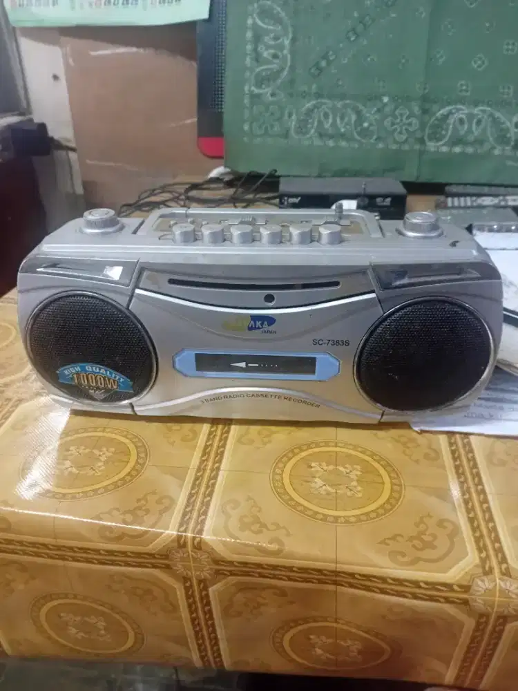Jual radio kondisi tidak kabel bisa pake batre abc besar
