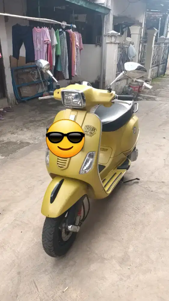 Vespa Metic S125 Kuning 2016