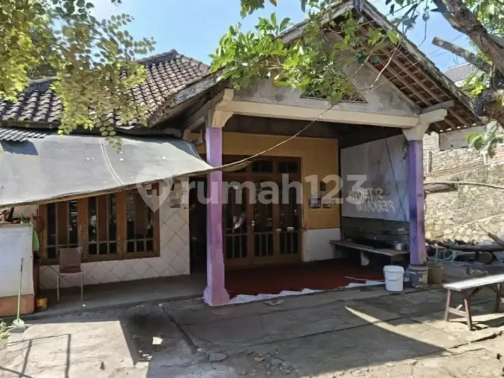Tanah dan Bangunan Siap Bangun Strategis di Banyumanik A4375