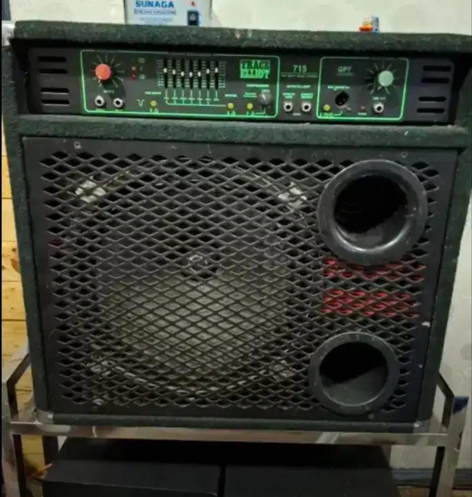 Amply bass trashEliot england