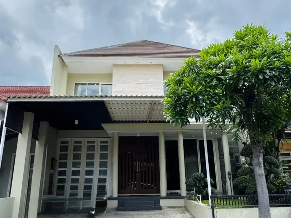 Rumah 2 Lantai Mewah di Villa taman telaga citraland