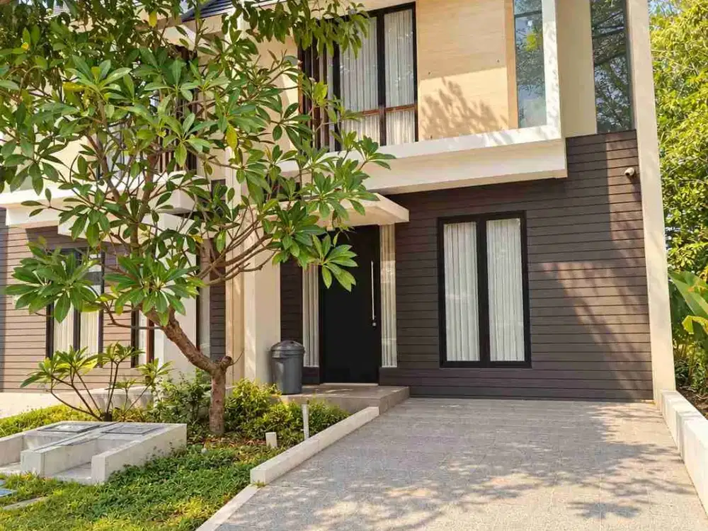 Rumah cantik 2 lantai Northwest Lake Citraland Dekat fasum