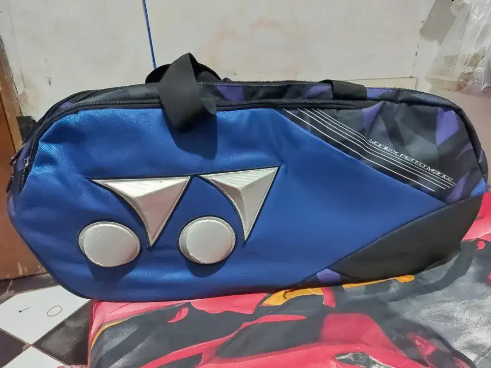 Tas Raket yonex Ori di jual lg Bu...