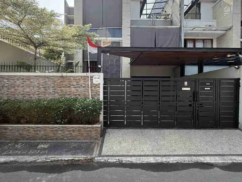 Rumah modern minimalis full furnished di Cilandak Jakarta Selatan