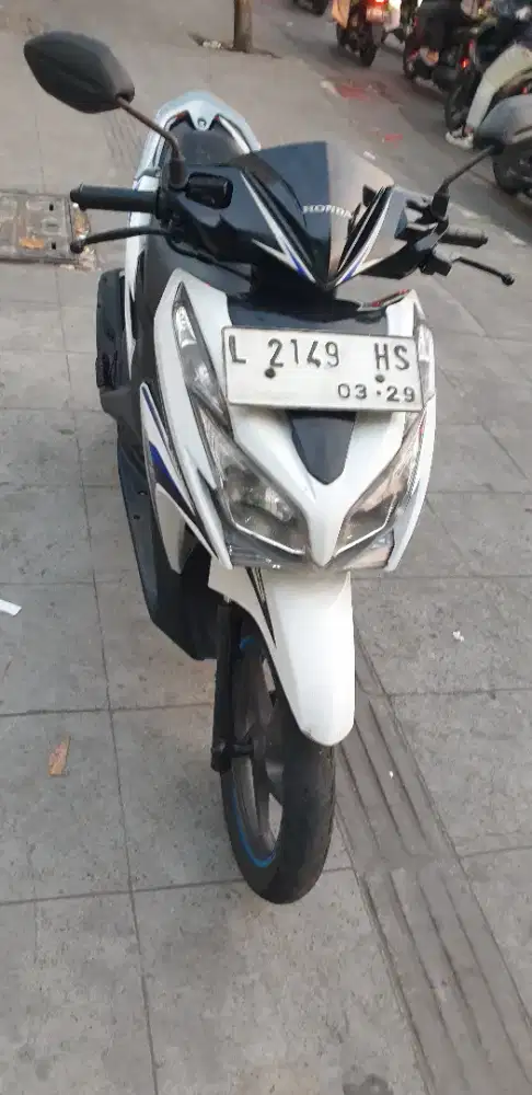 Vario 125 KZR th 2014 mulus pjk baru