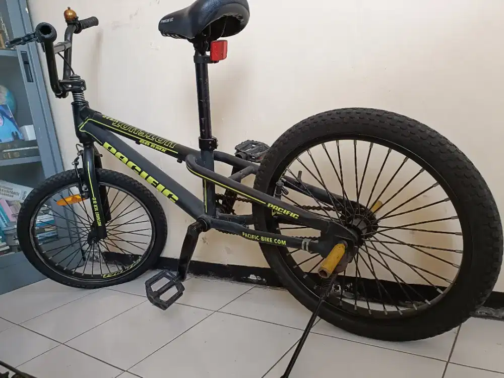 Sepeda BMX Pacific Hotshot XCR 3.0