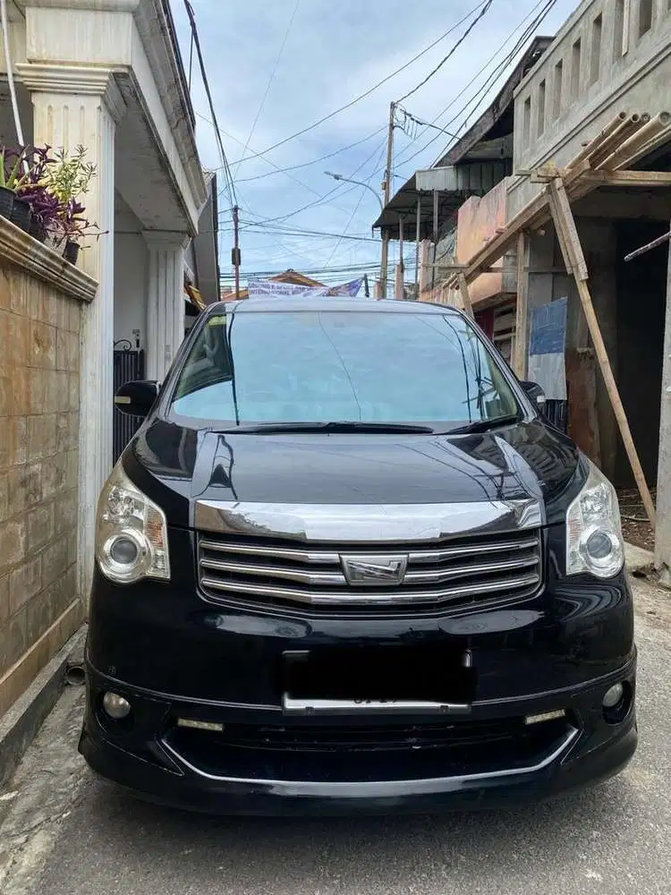 Toyota Nav1 2014 Bensin