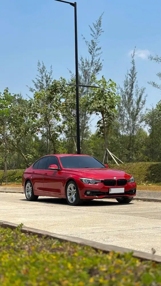 BMW F30 320i 2019 Sport Shadow edition