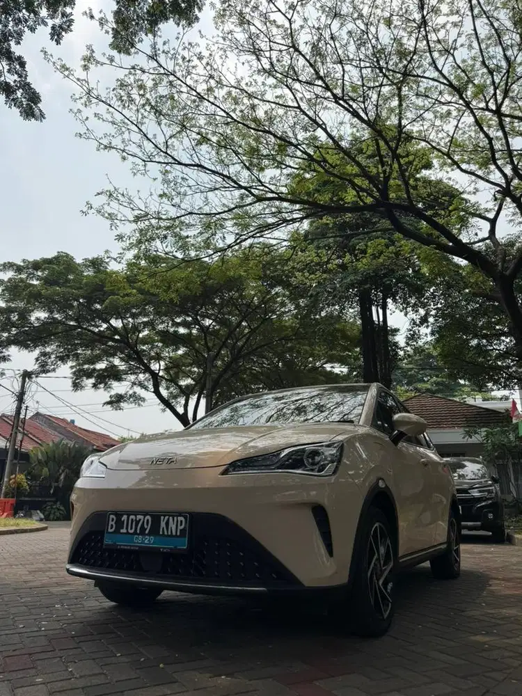 Dijual netta v 2 type tertunggi range 400km low km 2025