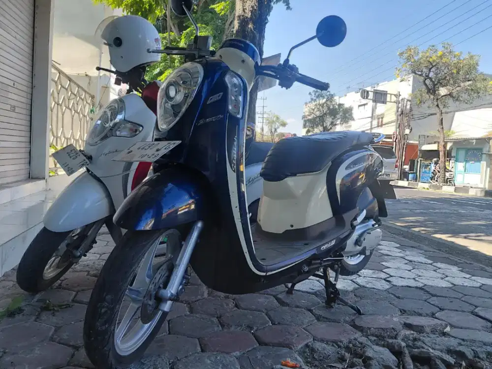 SCOOPY Esp 2018 dijual cepat
