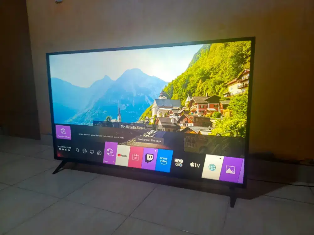 LG smart TV 55 inch istimewa