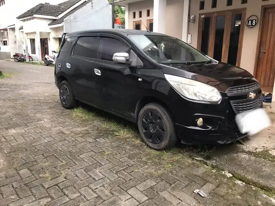 Chevrolet Spin LS 1.2 Bensin 2013