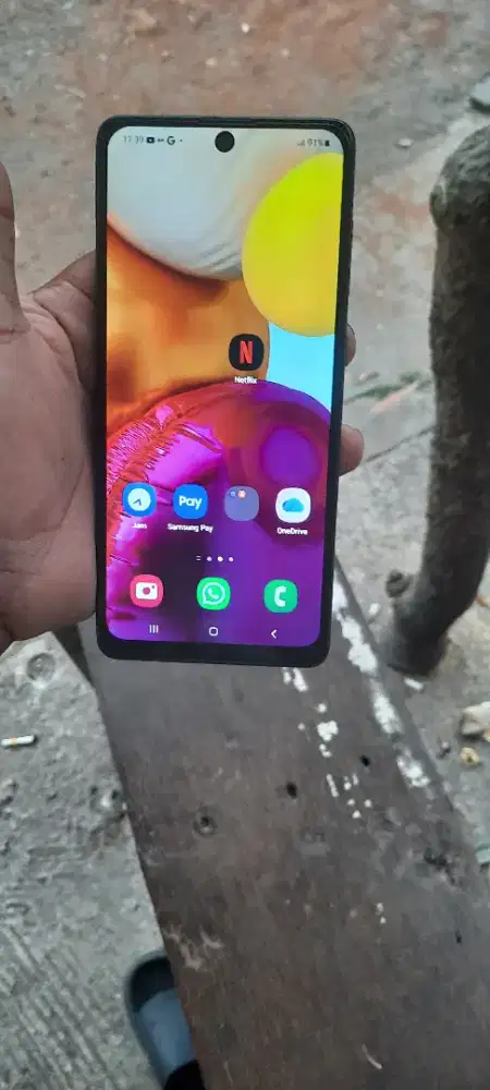 Samsung A71 NFC ram8/128 resni sein  batangan