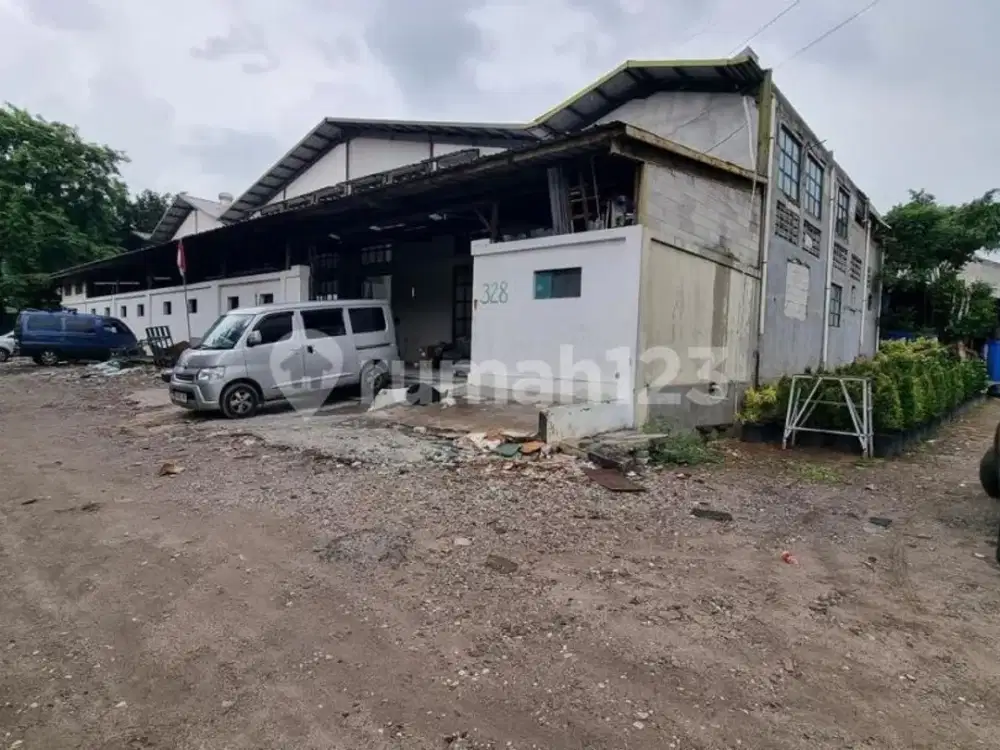 Gudang di Karang Tengah Dekat Dari Tol Puri