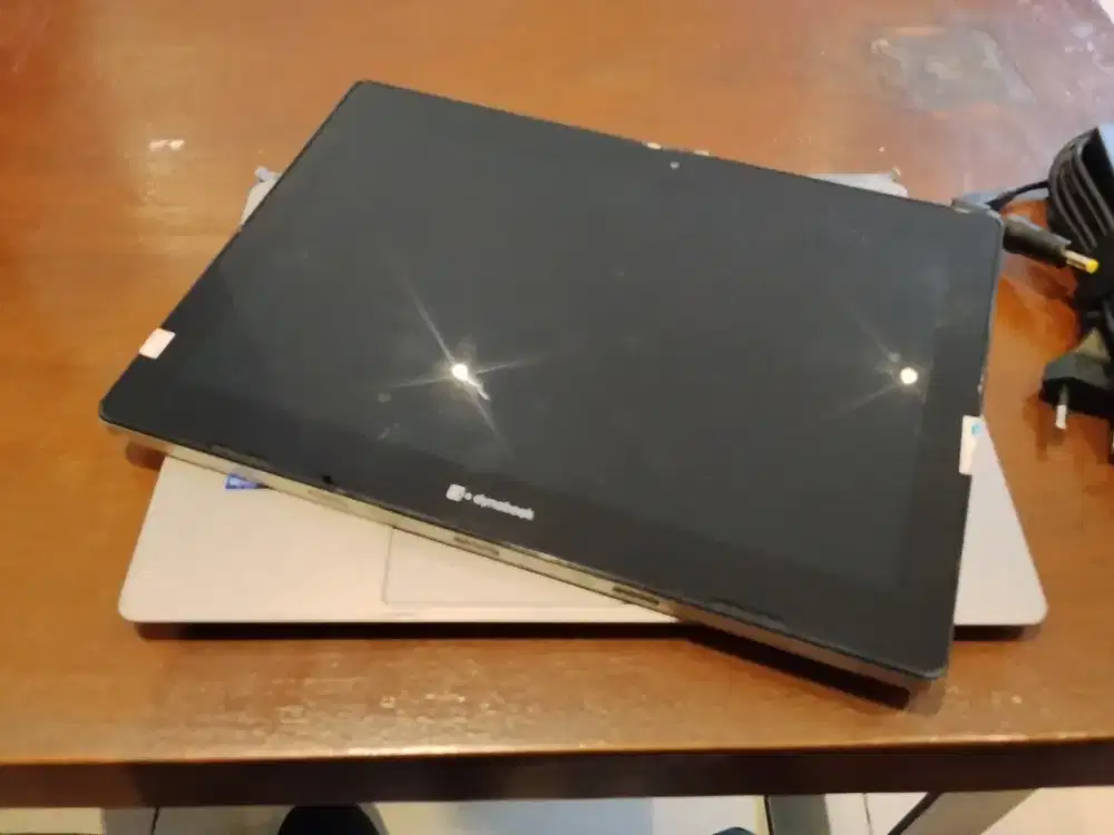 Toshiba dynabook k9 tablet
