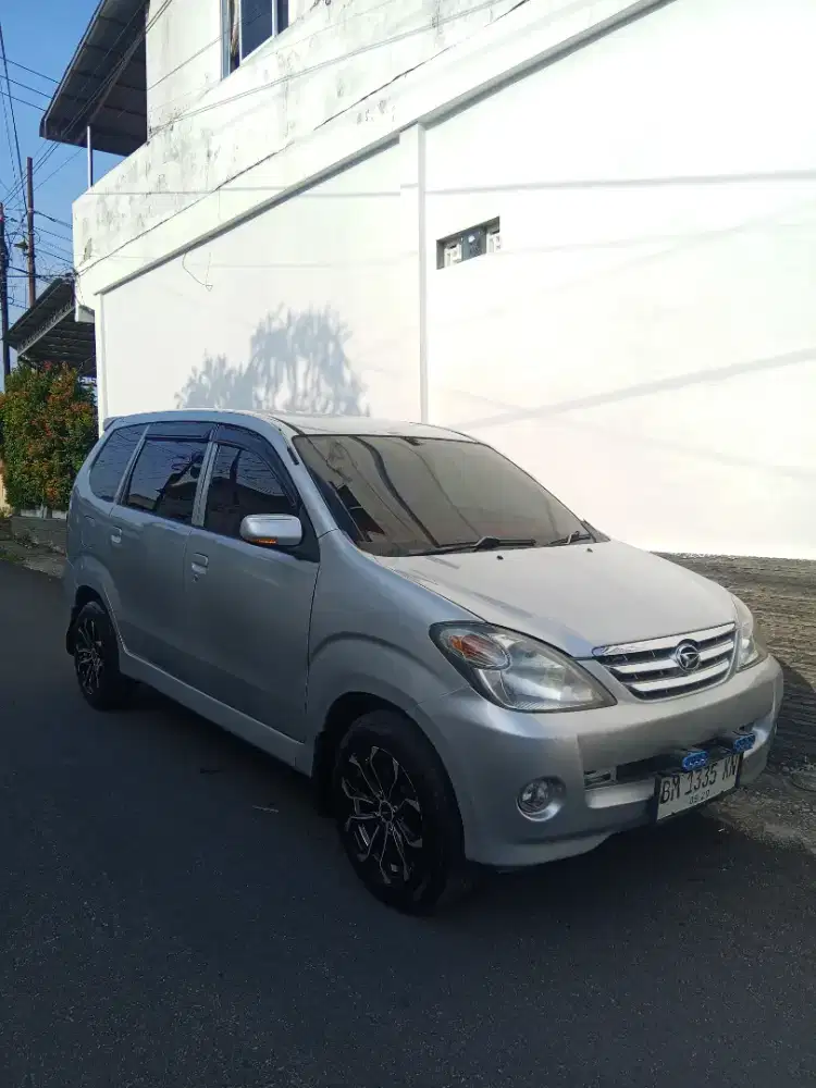 Daihatsu Xenia Li VVT-i