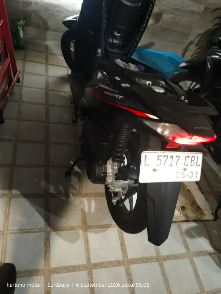 Honda beat bulan 5  masi seprti baru