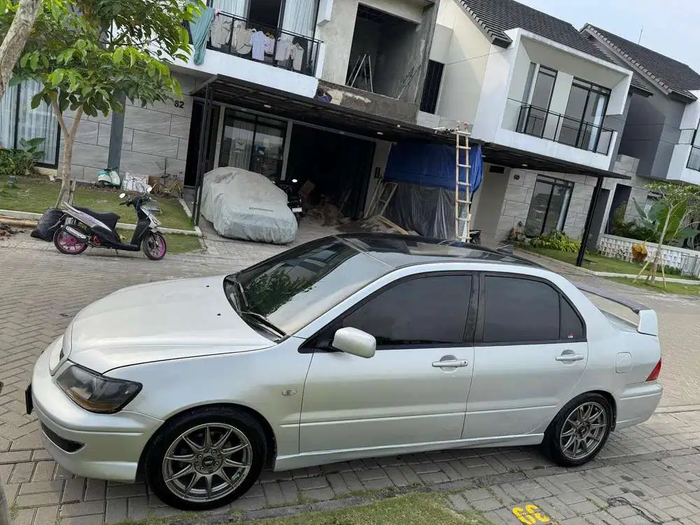 Mitsubishi Lancer 2002 1.8 AT Sei bisa TT Motor