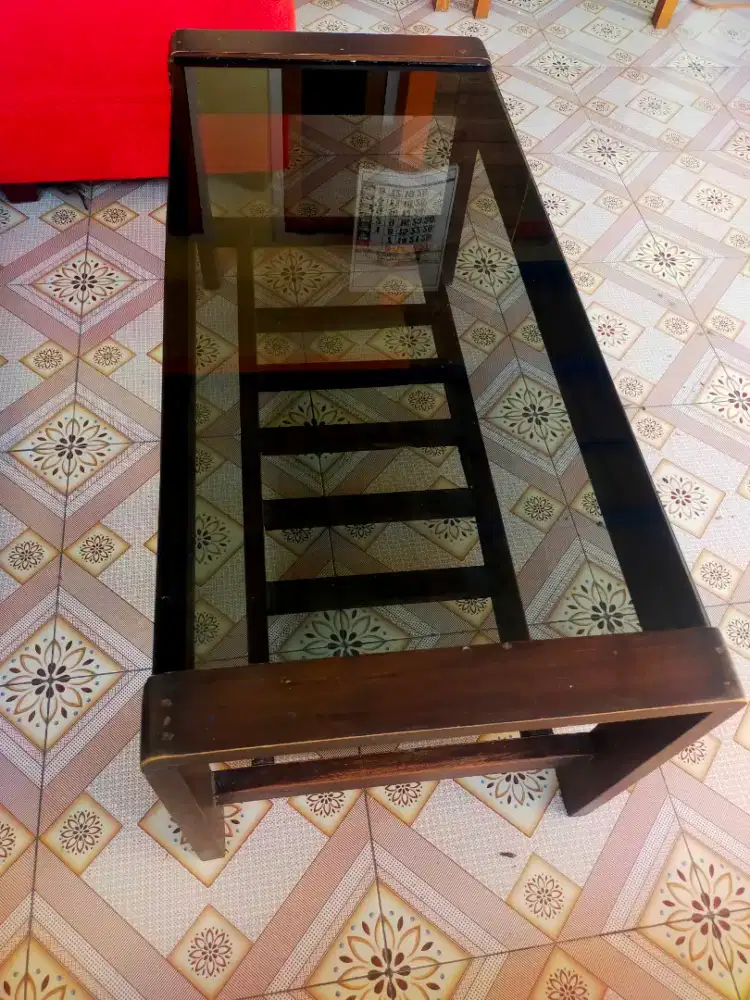 MEJA KACA RIBEN