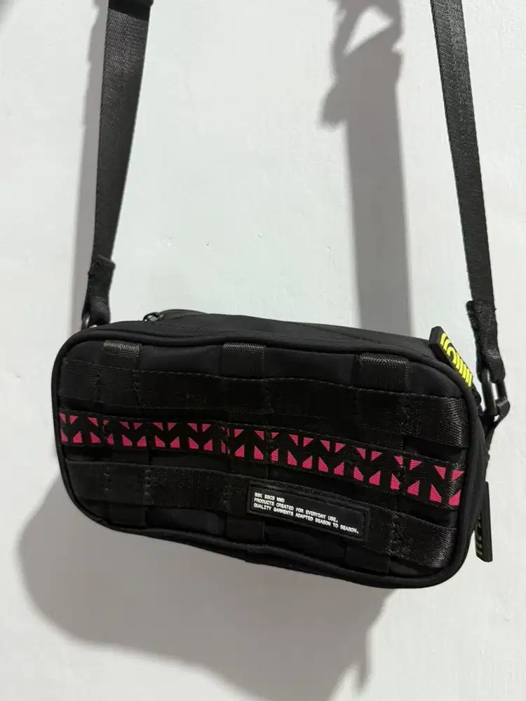 Tas Selempang Berska