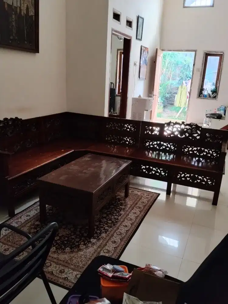 Dijual. Murah kursi ukiran asli jepara dari kayu tua