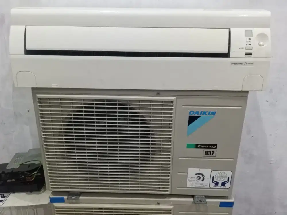 1/2 pk daikin inverter