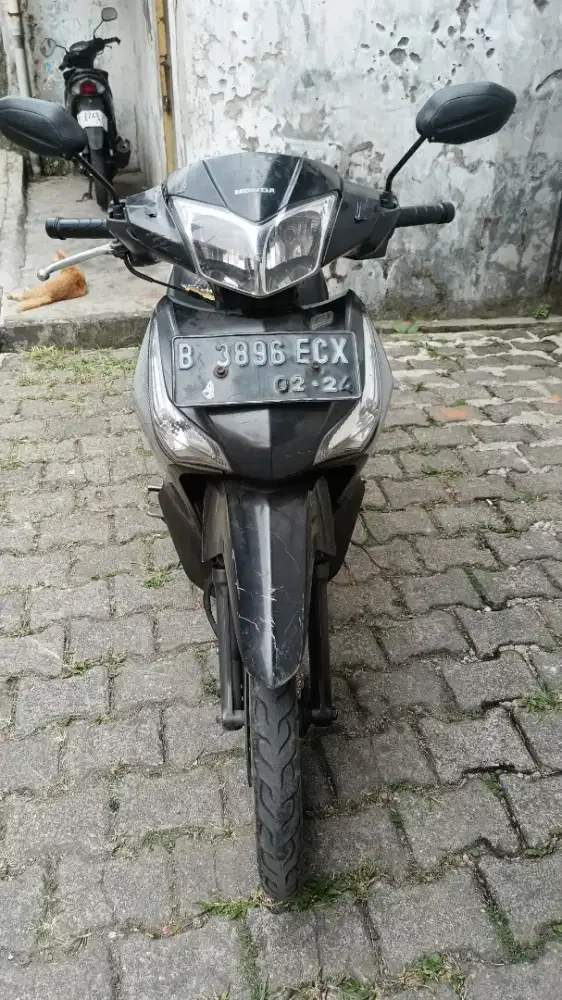 Suprax 125 helm in injeksi 2014 plat B Depok pajak of 3 Thun lengkp