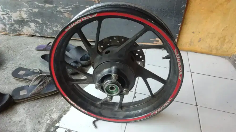 Velg belakang ori cb150r