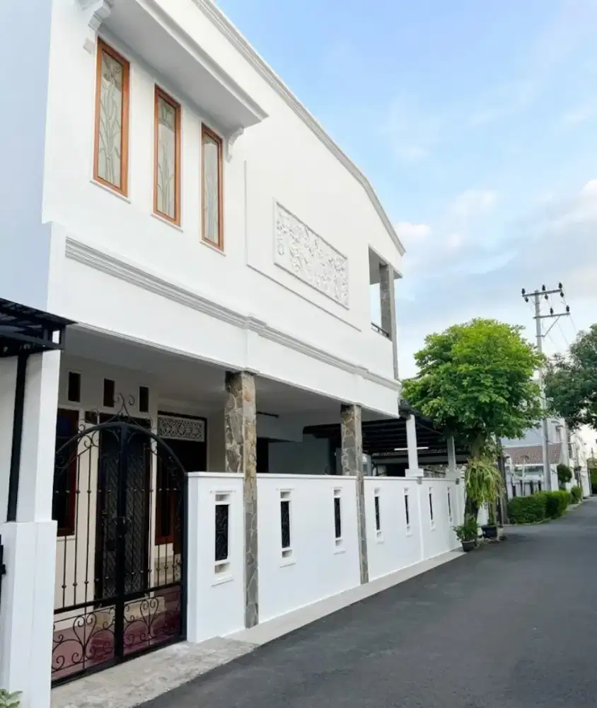 Di jual Rumah Hook dalam komplek