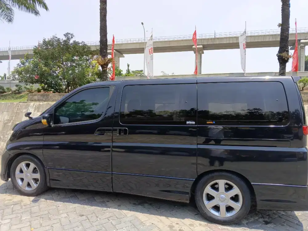 NISSAN ELGRANG SERIE 2 HWA 2.5