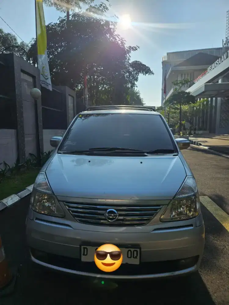 Nissan Serena Tahun 2009 Tipe HWS