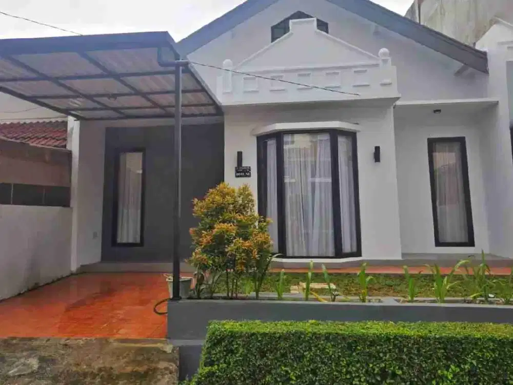 RUMAH SUDAH RENOVASI SHM SATU SETENGAH LANTAI DI BINTARO SIAP HUNI