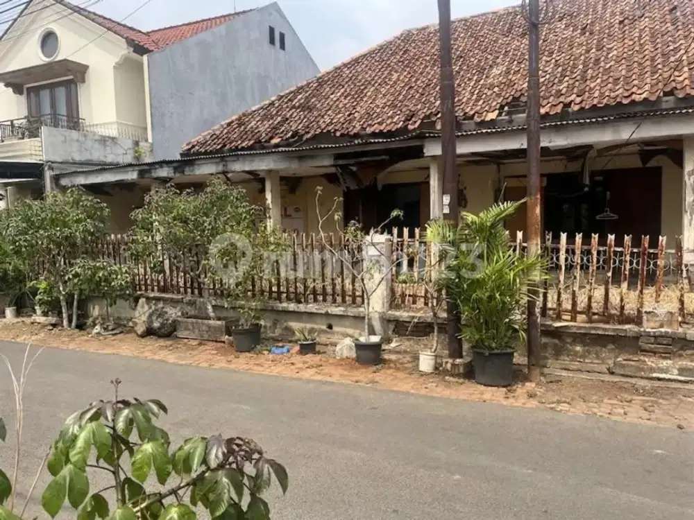 Dijual Tanah Sangat Strategis di Jalan Lawu Setiabudi (Rumah Tua)