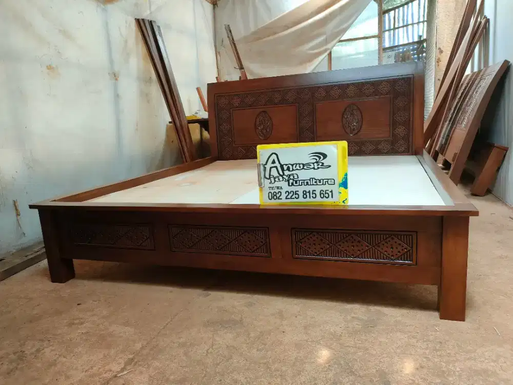 Tempat tidur minimalis terbaru full kayu jati