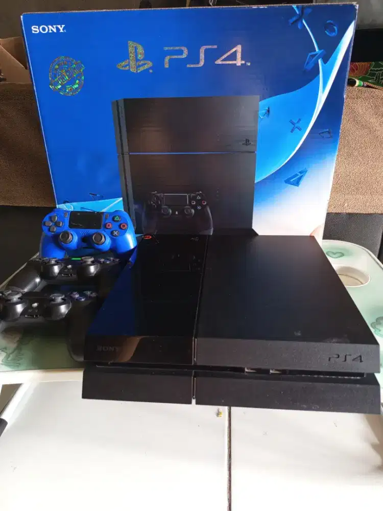 PS 4 FULLSET FREE 3 STIK
