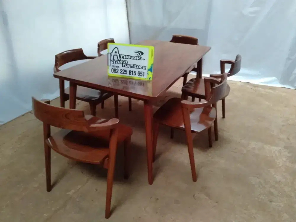 Meja makan minimalis terbaru full kayu jati