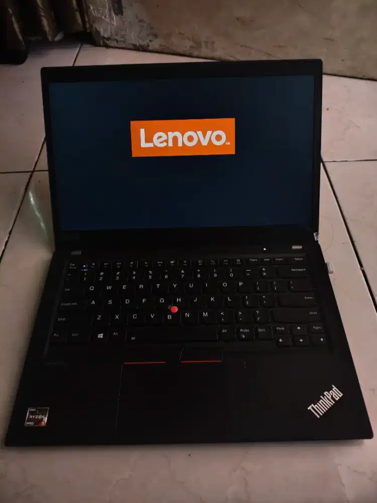 LENOVO THINKPAD T14S 128GB RAM 16GB