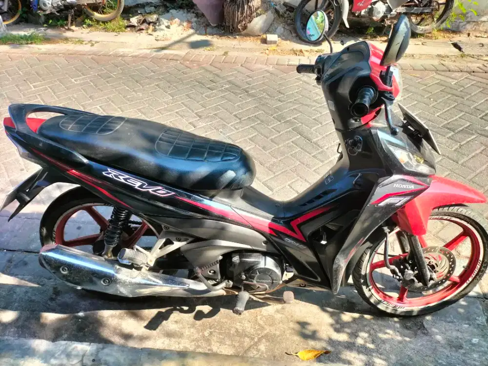 Honda Revo naw  fi 3015 tgn 1 ors mesin hls PJK aman lkp