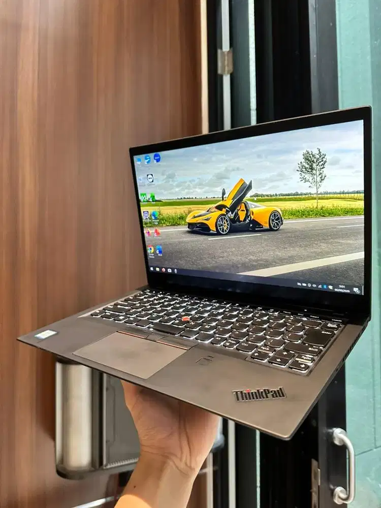 Laptop Thinkpad Lenovo X1 Carbon 6th Intel Core i5 8/256GB SSD