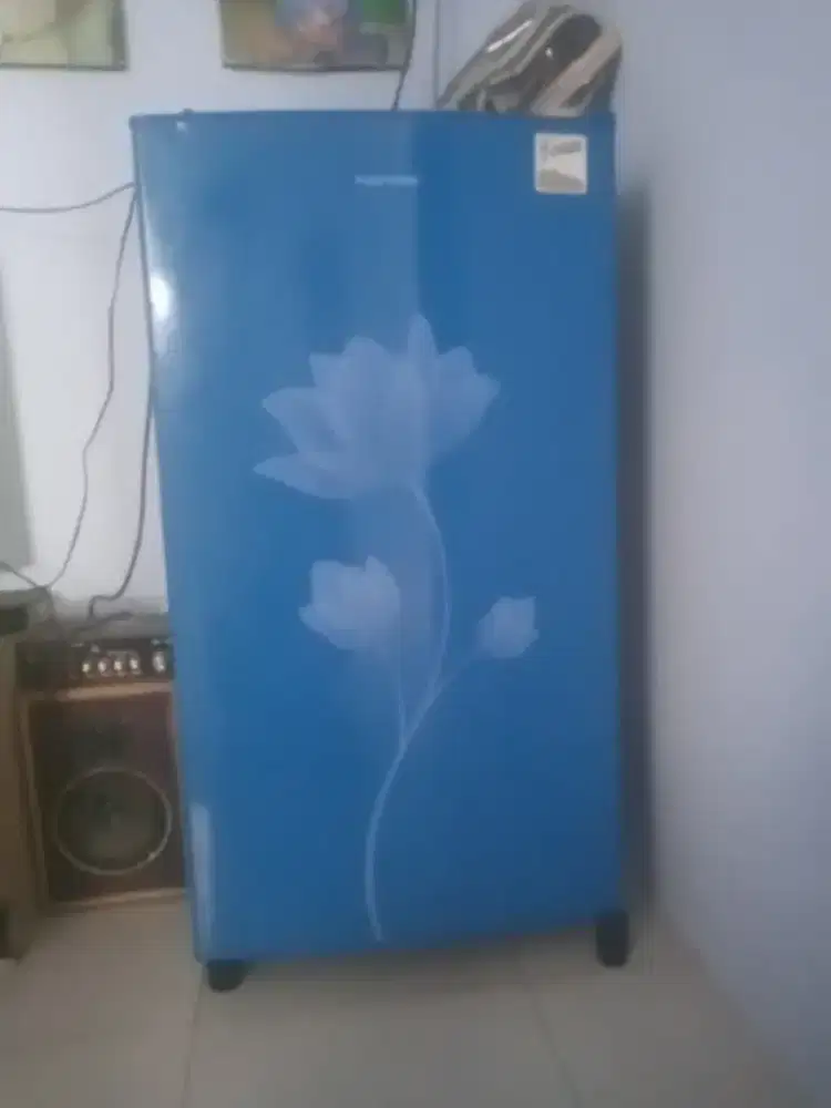 Kulkas polytron