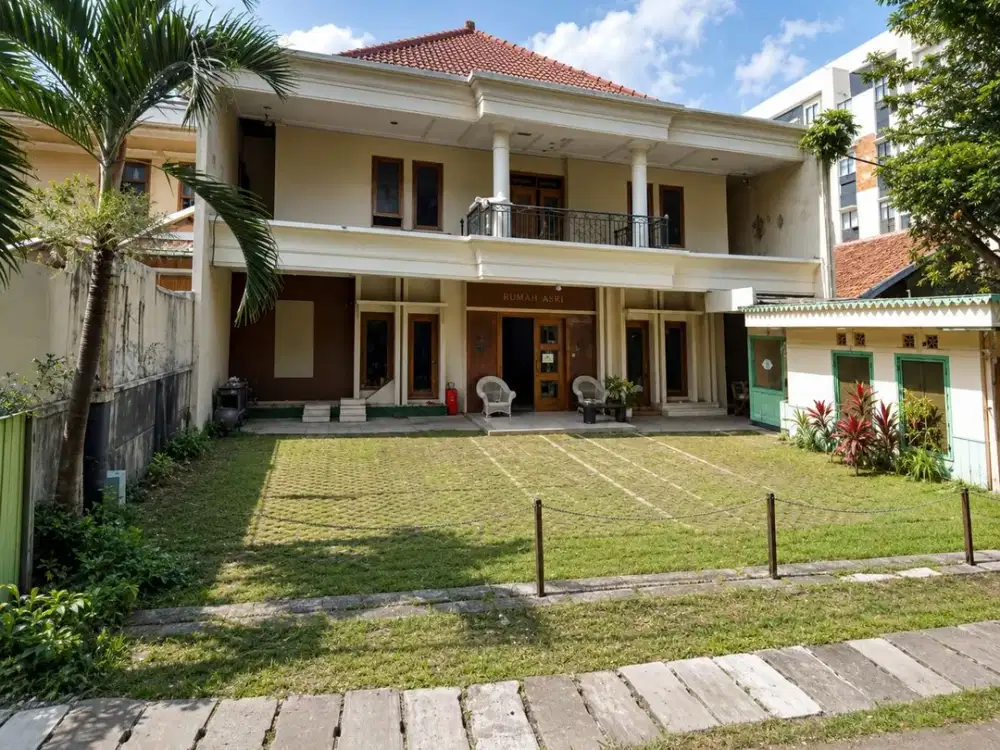 Dijual Rumah Mewah di Kawasan Jakpus Dengan Tanah Luas Siap Huni ND-19137
