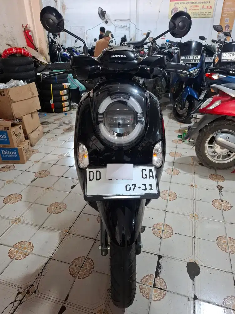 Honda Scoopy 2026 Hitam