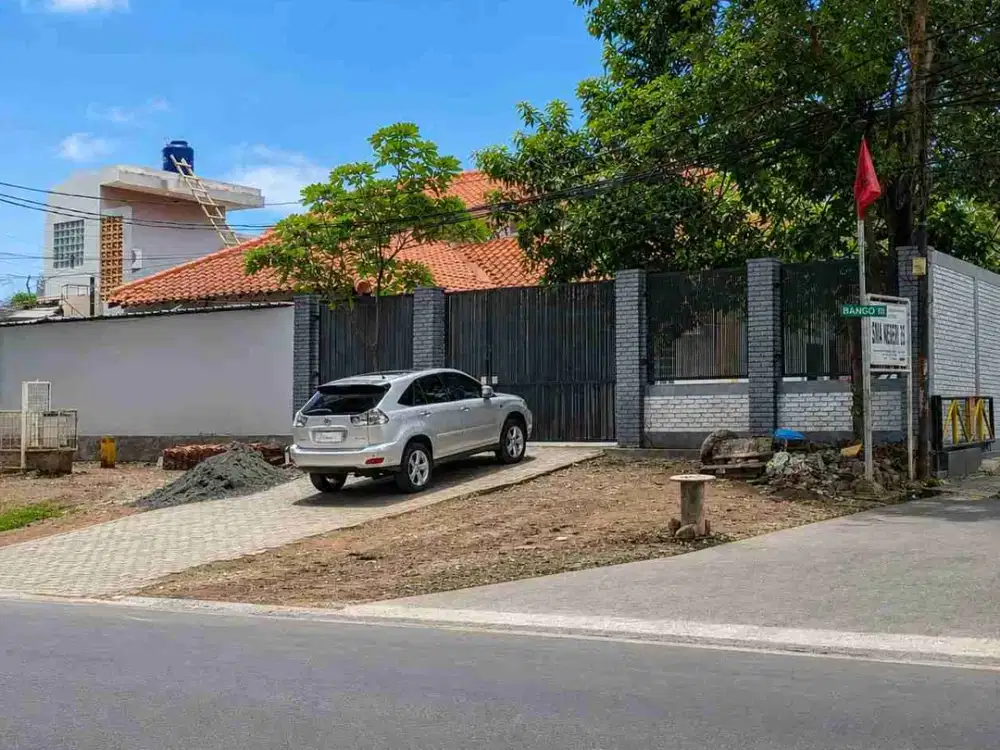DIJUAL – Rumah Mewah 2 Lantai SHM 8 KT Full Furnished Pondok Labu