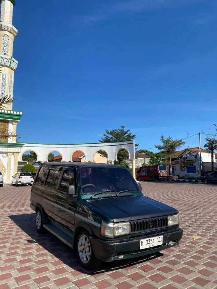 Toyota Kijang 1988 Bensin