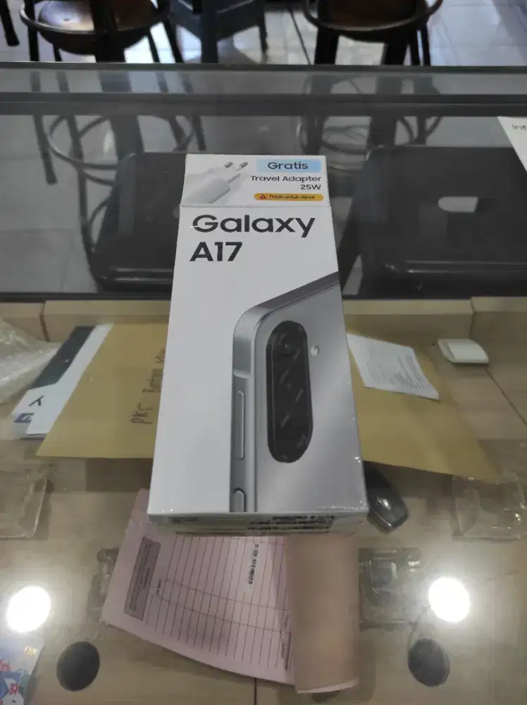 Samsung Galaxy A17 8/256 Garansi resmi SEIN 1thn