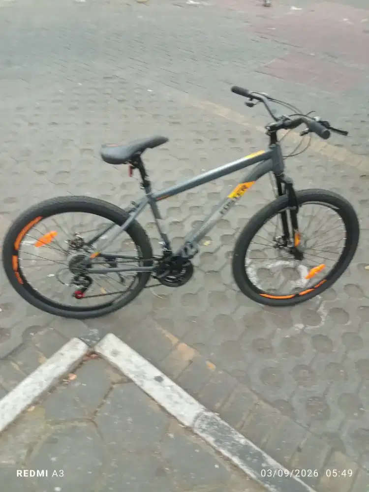 Sepeda MTB kondisi seperti baru 98 %
