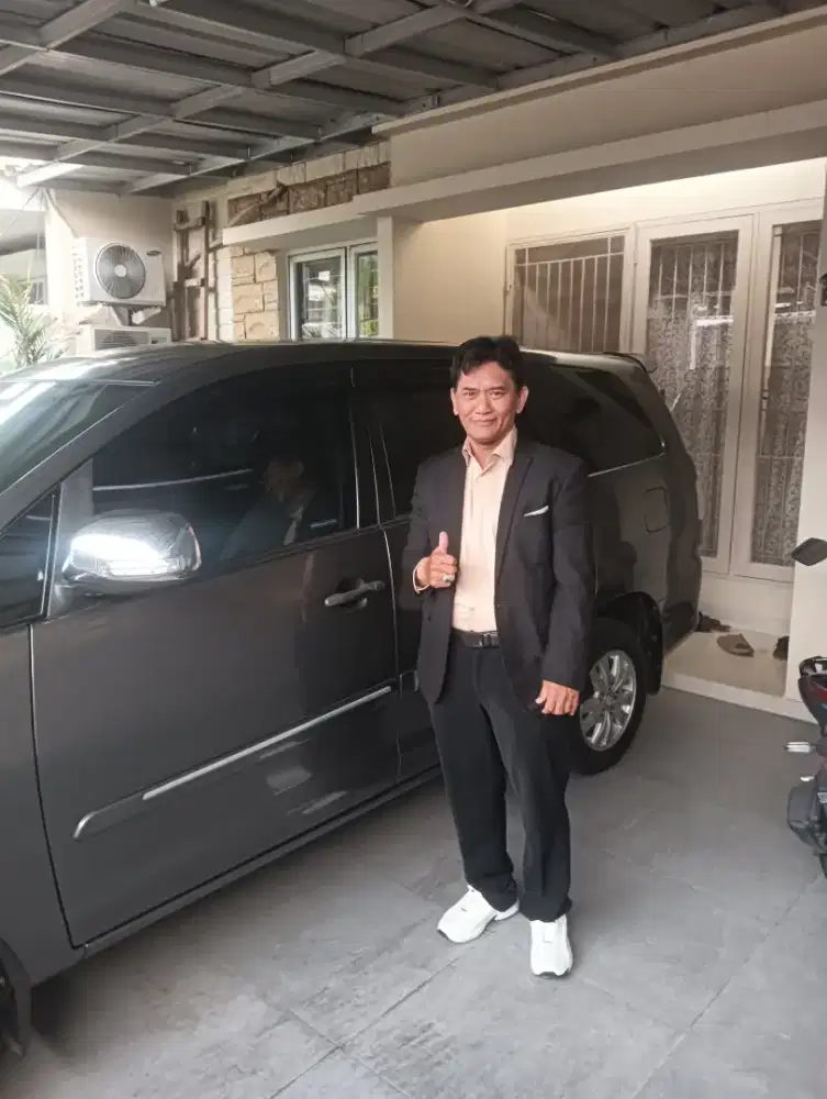 Membuka lowongan pekerjaan sales marketing