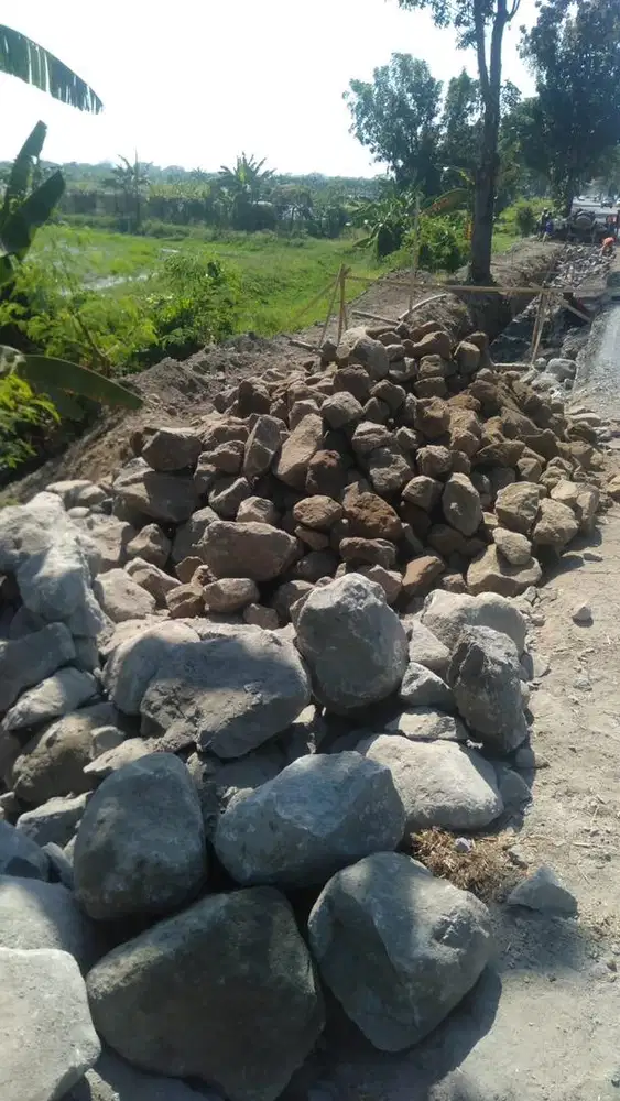Batu kali / batu kewal